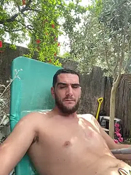 Snapshot of Anthopassif84 chatting on June 4, 11:38 am Anthopassif84 online show from June 4, 11:38 am