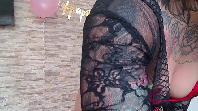 Snapshot of Cristal_Velle chatting on March 5, 5:08 pm Cristal Velle online show from March 5, 5:08 pm