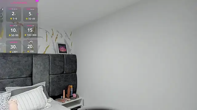 Snapshot of Cristal_Velle chatting on November 23, 12:27 pm Cristal Velle online show from November 23, 12:27 pm