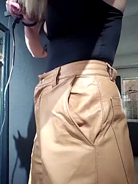 Isabella Varella online show from September 17, 12:51 pm