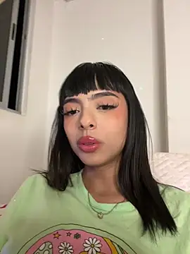 ZaraLuuv online show from September 18, 3:19 am