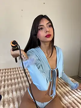 ZaraLuuv online show from January 9, 5:04 pm