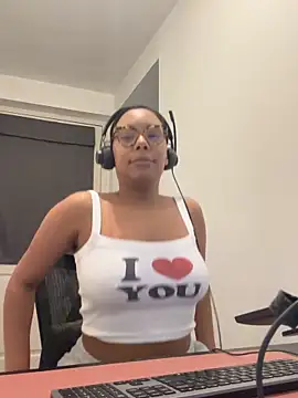 Melia Rayne online show from February 13, 10:44 am