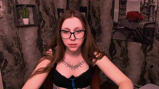 Snapshot of _MiraGold_ chatting on March 11, 10:51 am MiraGold online show from March 11, 10:51 am