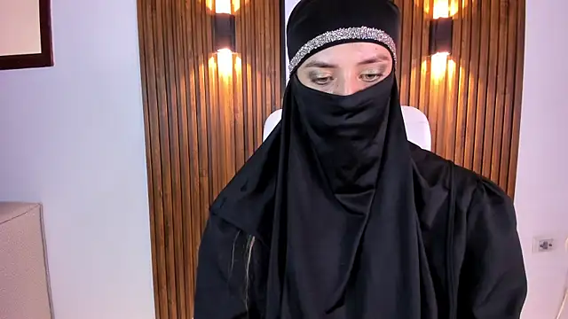 Snapshot of salma_arabicc chatting on March 14, 10:18 am salma arabicc online show from March 14, 10:18 am