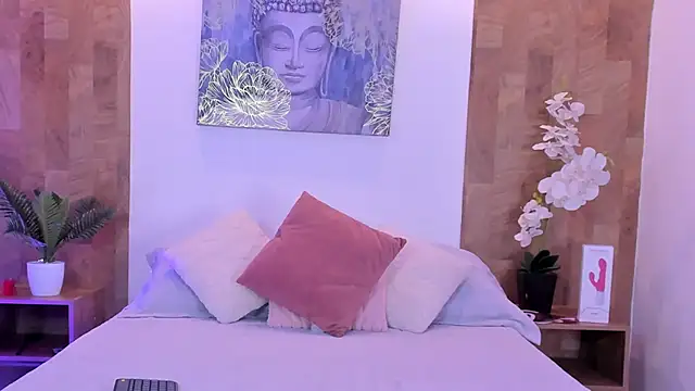 isabella winkler online show from February 26, 11:31 am