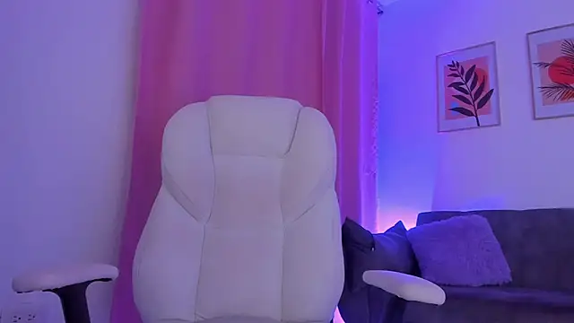 gaaby foxx online show from February 4, 1:28 pm