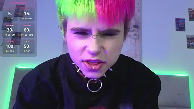 Alex Vallley online show from October 31, 11:06 pm