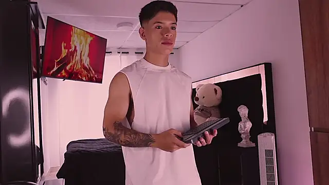 ErosKhaos online show from October 3, 3:53 pm