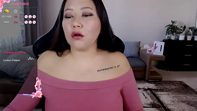 Snapshot of LisaAsianFlower chatting on September 10, 3:50 am LisaAsianFlower online show from September 10, 3:50 am