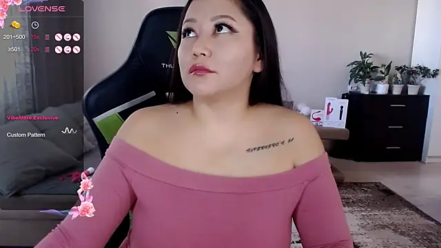 Snapshot of LisaAsianFlower chatting on September 18, 3:41 am LisaAsianFlower online show from September 18, 3:41 am