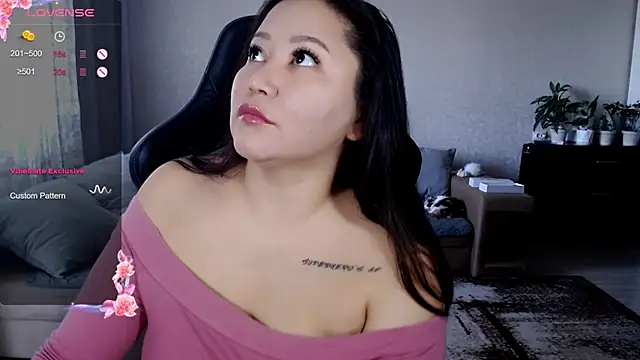 Snapshot of LisaAsianFlower chatting on September 19, 7:10 am LisaAsianFlower online show from September 19, 7:10 am