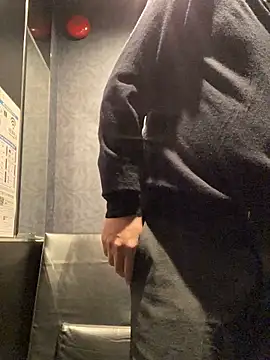 waka3232 online show from October 28, 11:36 am