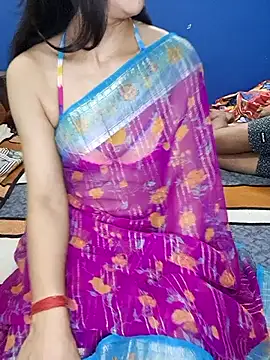 Cute-Zarina online show from November 4, 5:45 pm