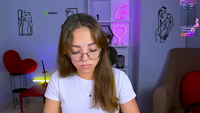 kiki swan online show from September 16, 7:42 am