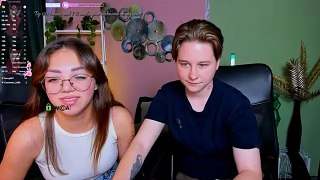 kiki swan online show from October 7, 6:54 am