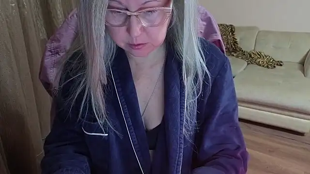 Snapshot of Wane_Witch chatting on October 5, 7:01 pm Wane Witch online show from October 5, 7:01 pm