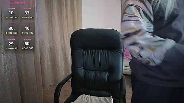 Wane Witch online show from November 7, 1:33 pm