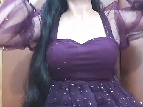 RealNaina online show from October 30, 5:46 pm