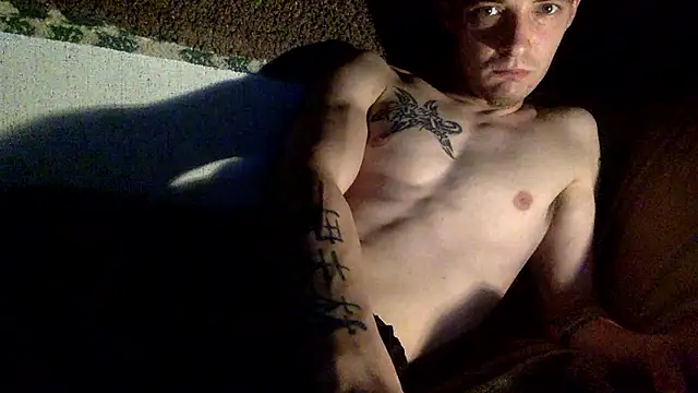 Snapshot of Ilovepussy1911 chatting on January 14, 10:03 pm Ilovepussy1911 online show from January 14, 10:03 pm