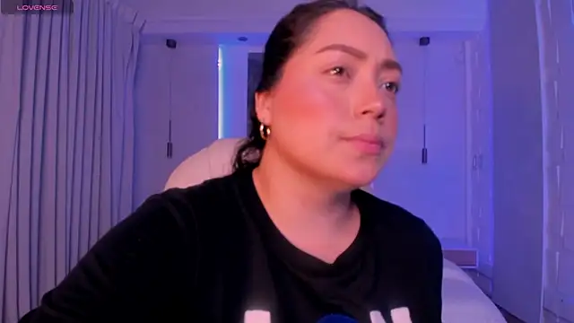 heidy johns online show from October 16, 3:18 am