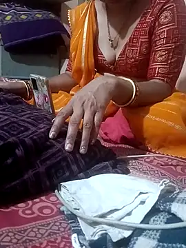 Snapshot of adp-007 chatting on March 29, 3:34 pm adp-007 online show from March 29, 3:34 pm