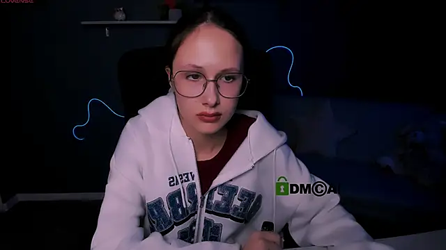 mona cloud online show from March 7, 3:39 pm