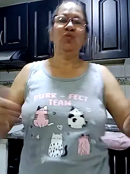 Snapshot of victoria_wayne chatting on October 11, 10:14 am victoria wayne online show from October 11, 10:14 am