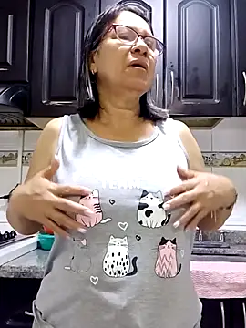 Snapshot of victoria_wayne chatting on October 18, 10:16 am victoria wayne online show from October 18, 10:16 am