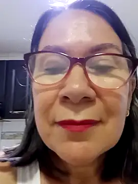 Snapshot of victoria_wayne chatting on October 23, 10:47 am victoria wayne online show from October 23, 10:47 am