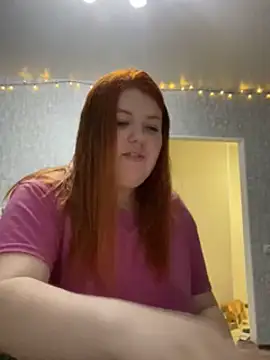 Snapshot of Dreamy_Desire chatting on March 10, 7:18 pm Dreamy Desire online show from March 10, 7:18 pm