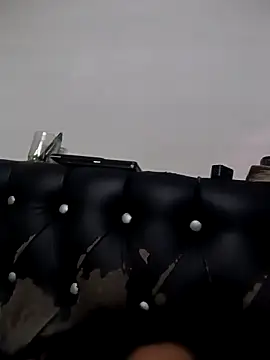 Snapshot of tokio32 chatting on September 25, 10:35 pm tokio32 online show from September 25, 10:35 pm