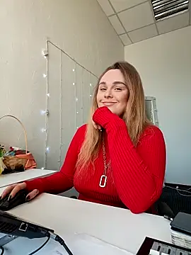 Juicy PeachLux online show from October 4, 6:44 am