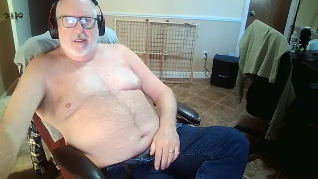 superbearboss online show from November 25, 6:08 pm