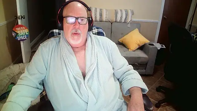 superbearboss online show from January 18, 3:49 pm