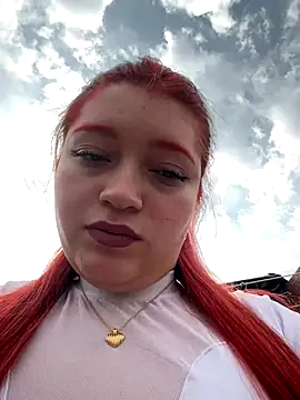 Karina Leon online show from December 15, 8:13 pm