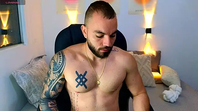 Isaac Carter online show from March 5, 10:33 am