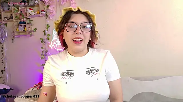 chelsea  coo online show from January 15, 4:44 pm