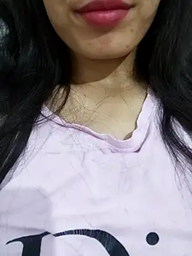 saraaxx1 online show from December 5, 4:14 pm