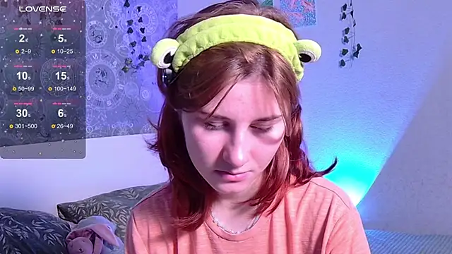Snapshot of Cute_Cate404 chatting on September 26, 3:21 am Cute Cate404 online show from September 26, 3:21 am