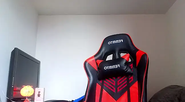 Snapshot of samevansx_ chatting on March 14, 7:01 pm samevansx online show from March 14, 7:01 pm