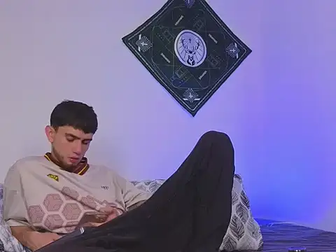 Snapshot of samevansx_ chatting on September 19, 1:56 pm samevansx online show from September 19, 1:56 pm