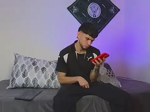 Snapshot of samevansx_ chatting on October 6, 2:36 pm samevansx online show from October 6, 2:36 pm