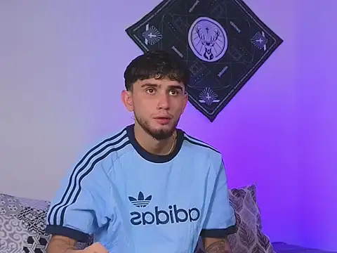 Snapshot of samevansx_ chatting on October 18, 3:13 pm samevansx online show from October 18, 3:13 pm