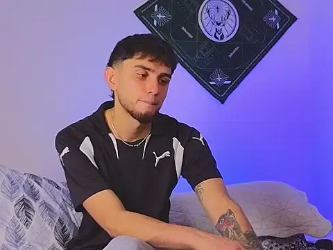 Snapshot of samevansx_ chatting on October 25, 2:46 pm samevansx online show from October 25, 2:46 pm