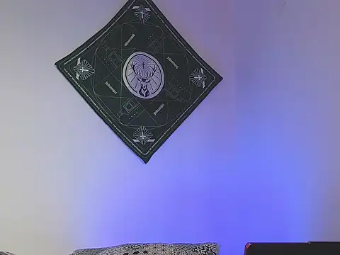 Snapshot of samevansx_ chatting on October 31, 3:13 pm samevansx online show from October 31, 3:13 pm