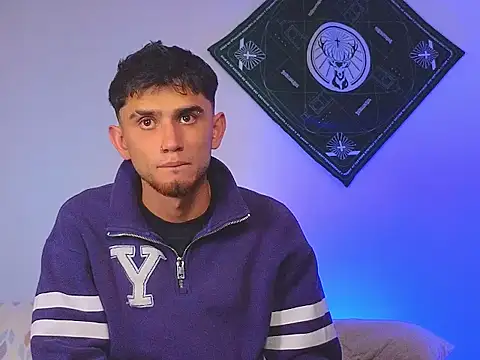 Snapshot of samevansx_ chatting on November 18, 7:18 pm samevansx online show from November 18, 7:18 pm