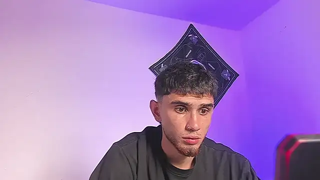 Snapshot of samevansx_ chatting on June 18, 5:06 pm samevansx online show from June 18, 5:06 pm