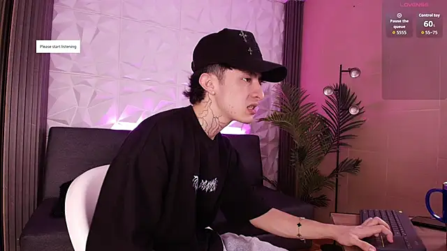 troy rouge online show from November 21, 7:34 pm