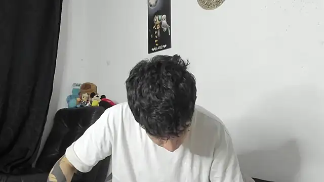 Snapshot of troy_rouge chatting on February 13, 11:06 am troy rouge online show from February 13, 11:06 am